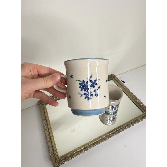 Set of 2 Vintage Jardin 710 Whisper Blue Floral Coffee Tea Cup/Mug 60's 70's - Picture 6 of 8